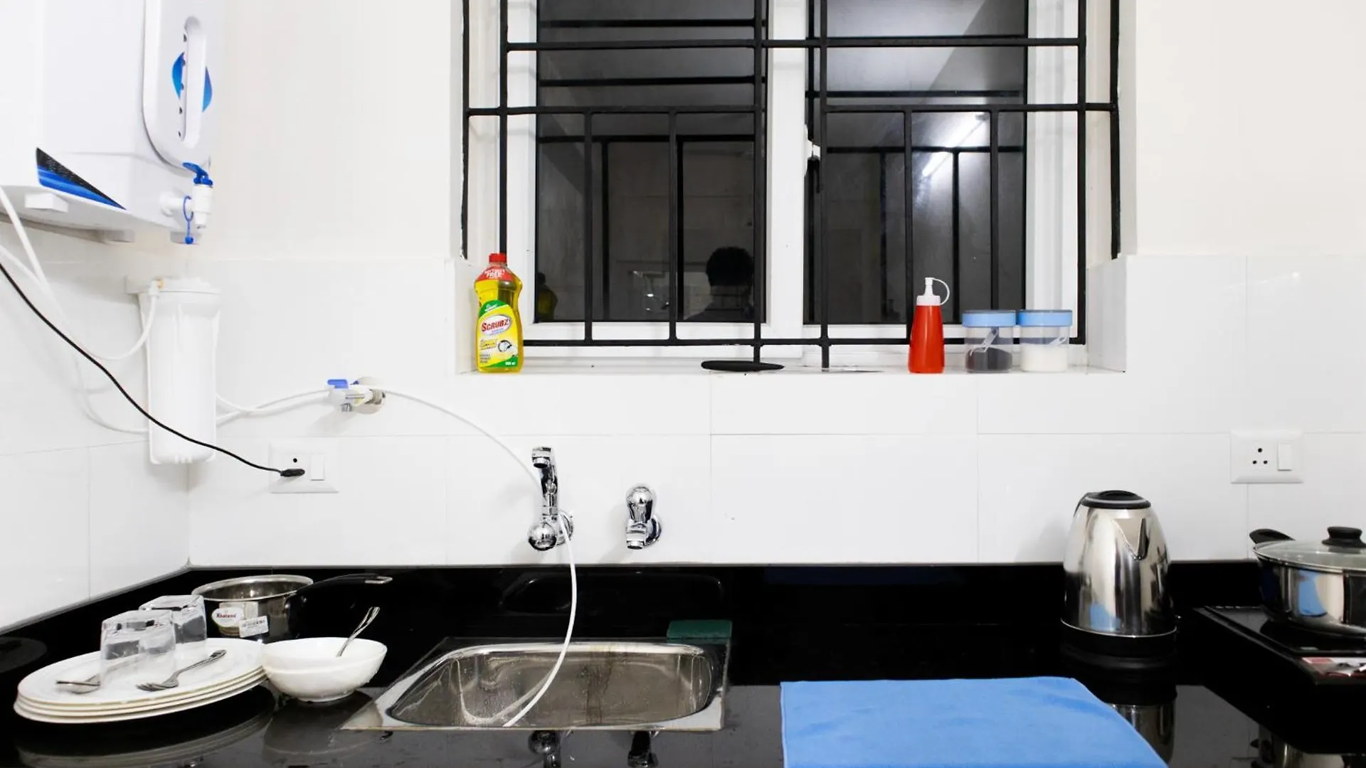 Dharshanam Ac Studio And 1Bhk Apartments Guruvāyūr